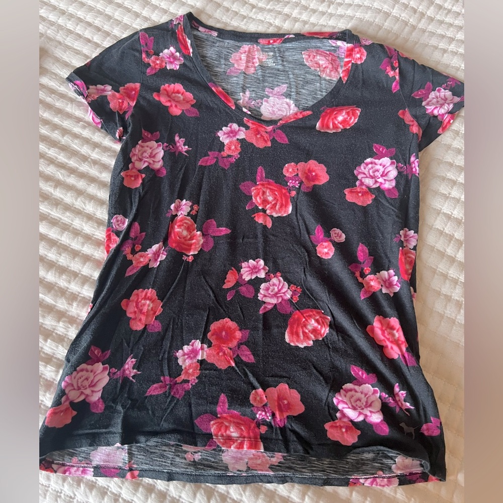 Pink v neck top sz small